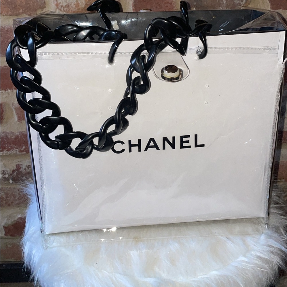 Authentic Chanel shopping bag Tote